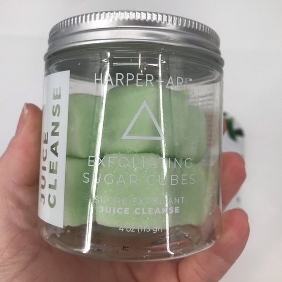 Harper & Ari Exfoliating SugarCubes & Aroma.Assoc. Roll-On - Picture 4 of 5